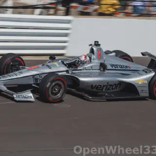 /img/51418-indycar-diecast-pagenaud.webp