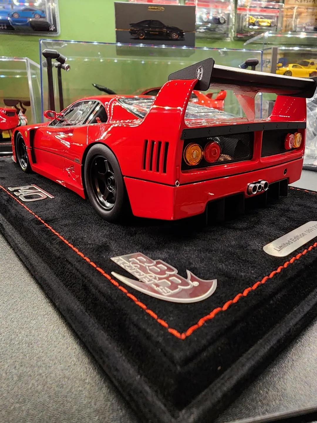 51421 f40 diecast brand 1