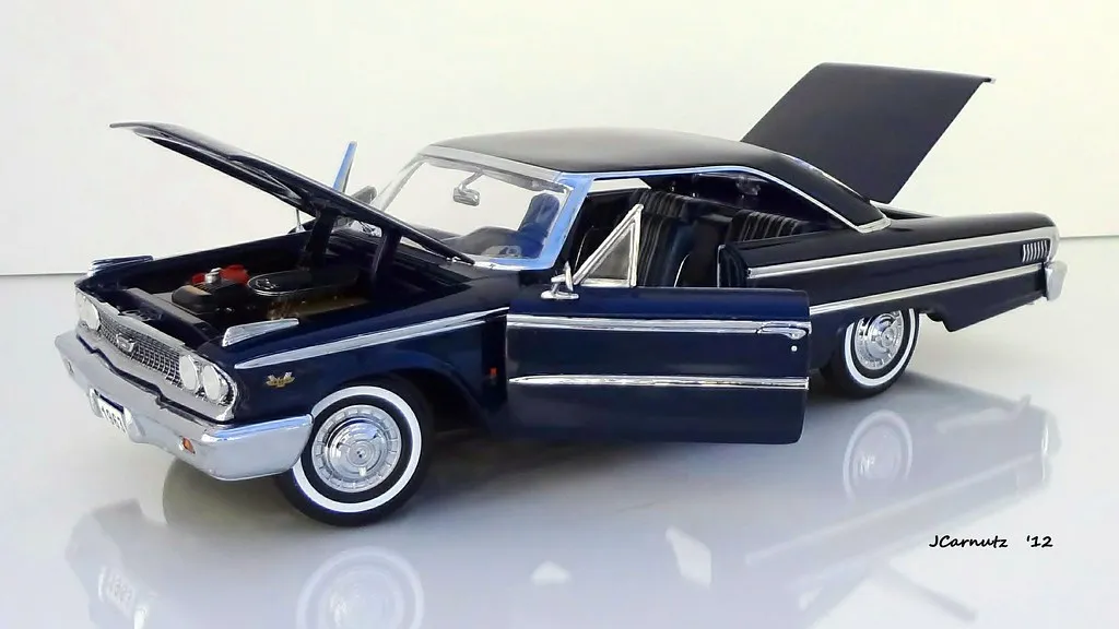 51444 applying decals