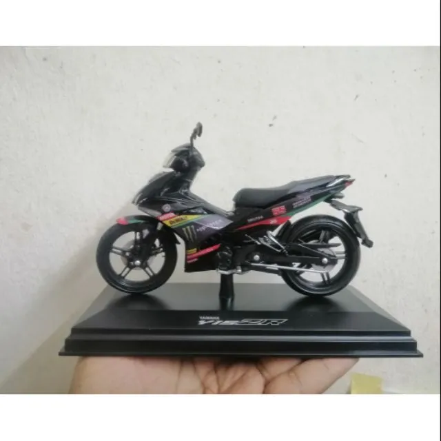 51456 detailed y15zr model