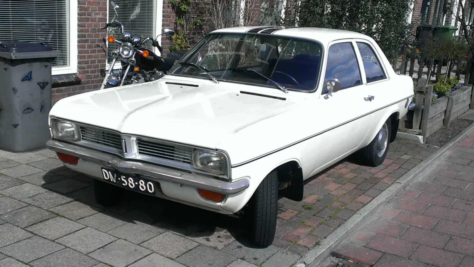 51458 vauxhall viva hc rare model