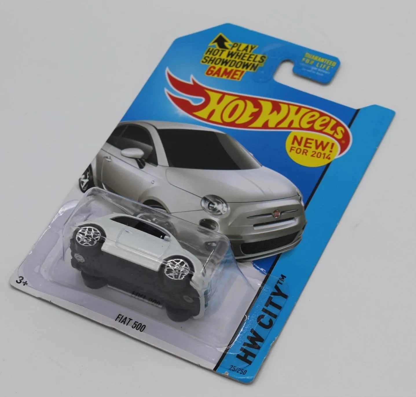 /img/51468-fiat-500-abarth-diecast-model-8.webp