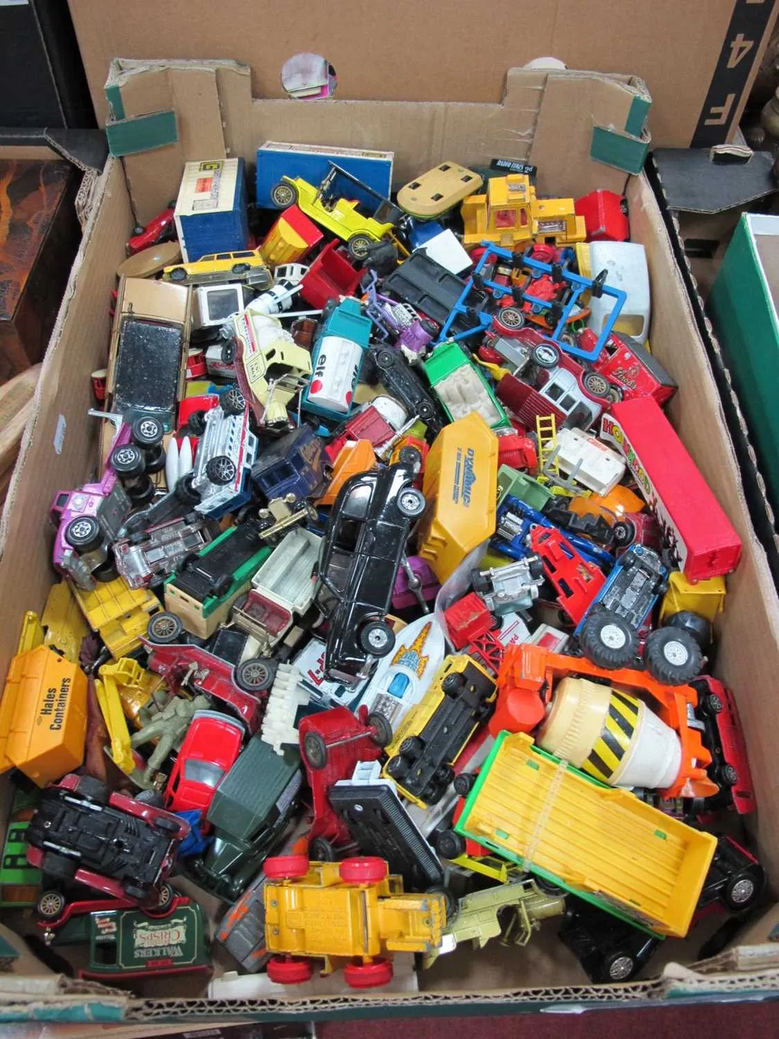 /img/51483-cheap-diecast-model-collection.webp