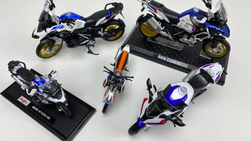 51487 diecast motorbike collection