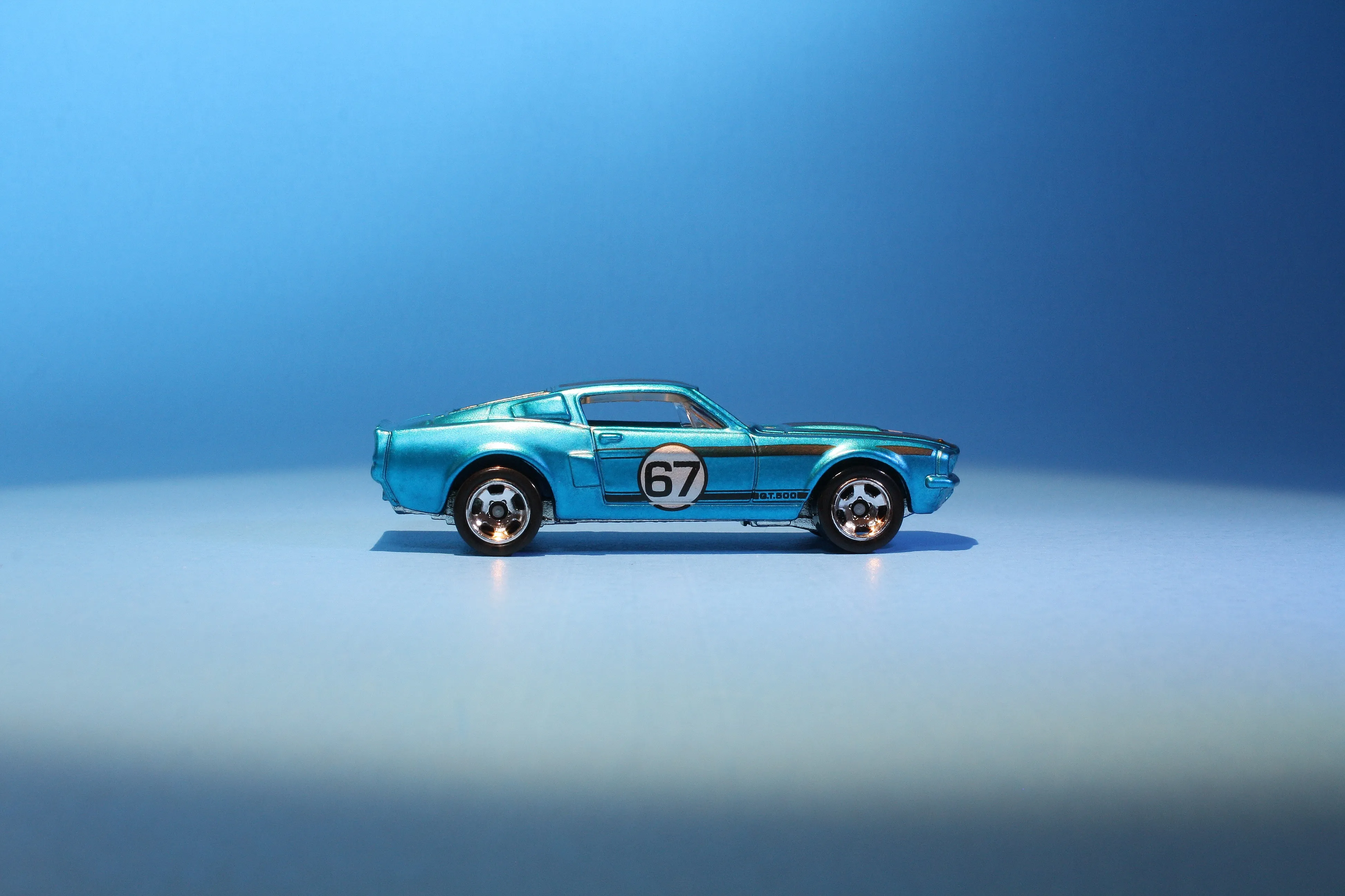 /img/51502-collecting-diecast-cars.webp