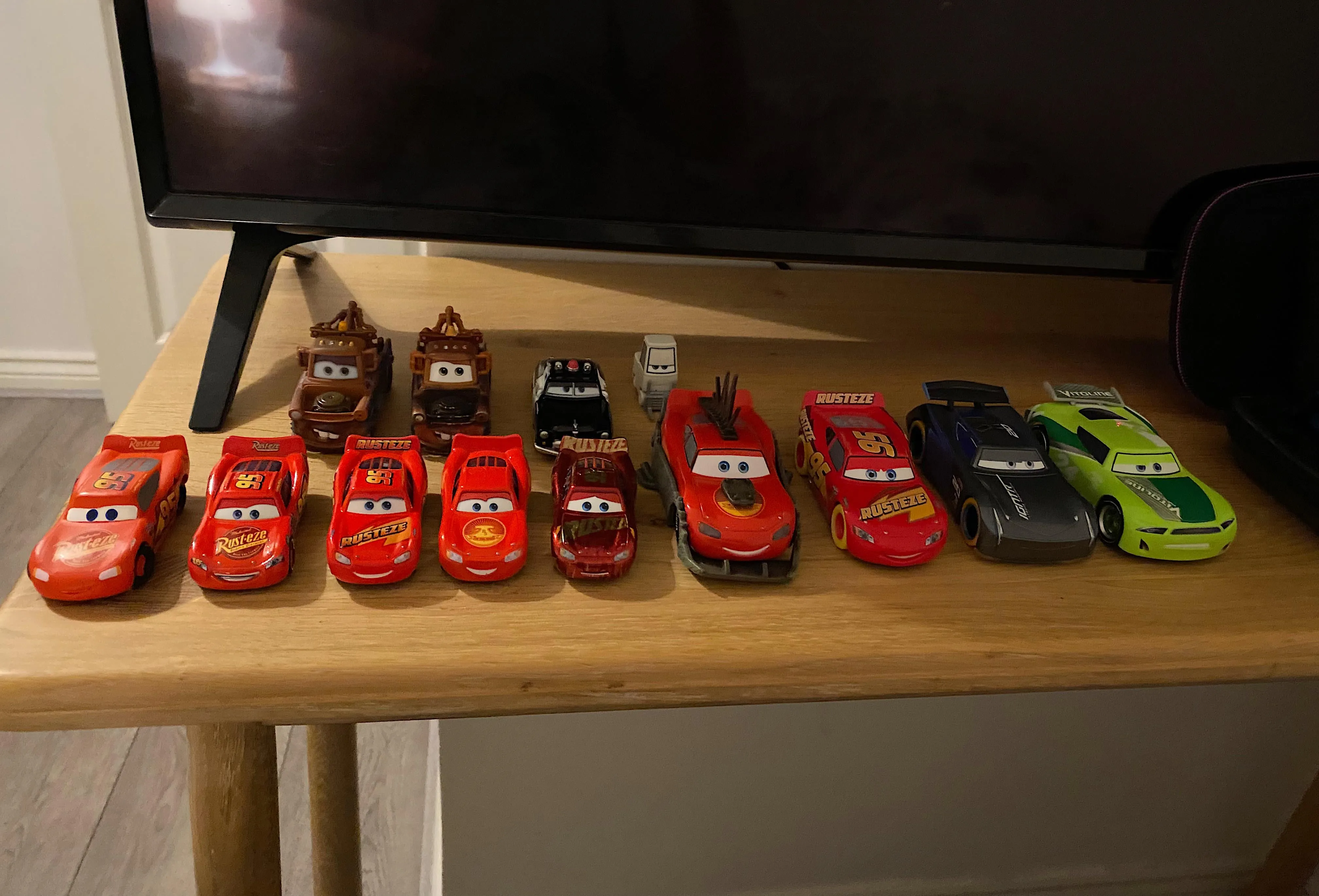 51507 diecast car club meeting