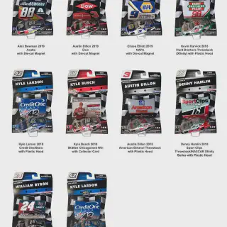 /img/51523-nascar-diecast-display.webp
