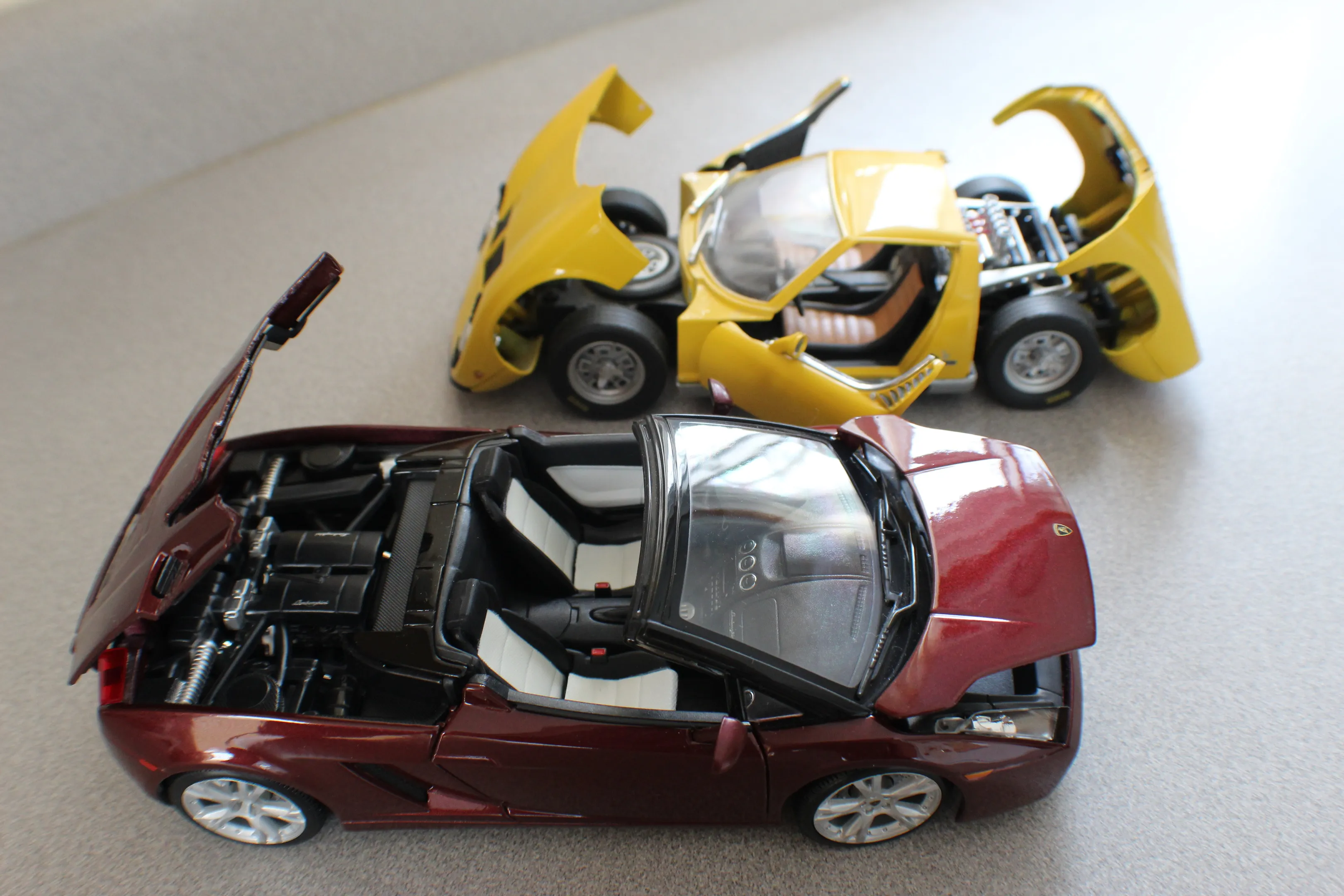 51533 diecast car scale comparison
