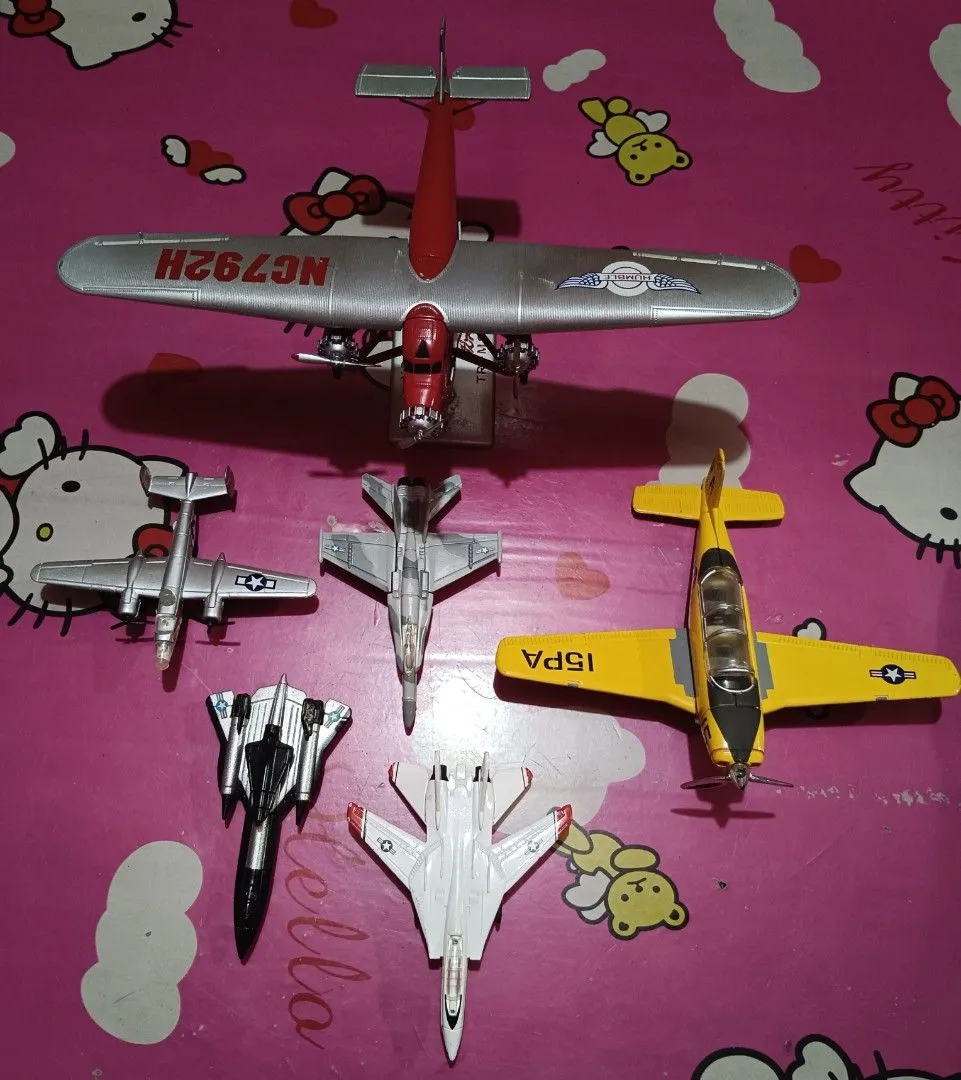51555 diecast plane kit detailed view