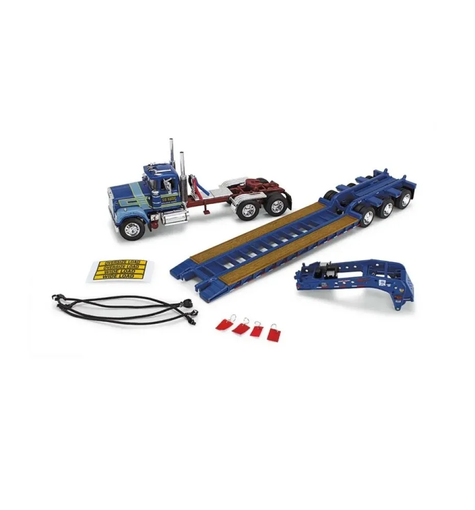 51580 mack diecast carrier and racers set image3