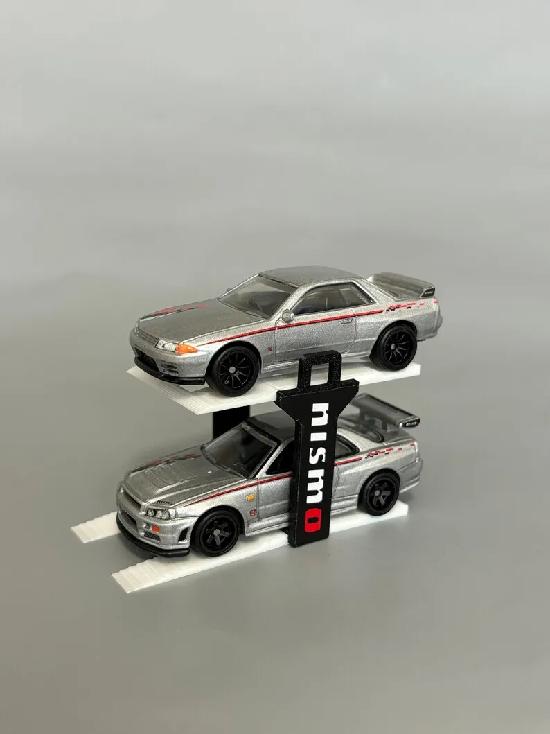 51585 diecast car lift price value