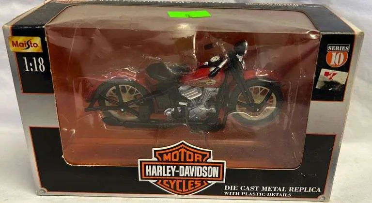 /img/51604-harley-diecast-replica-collection.webp