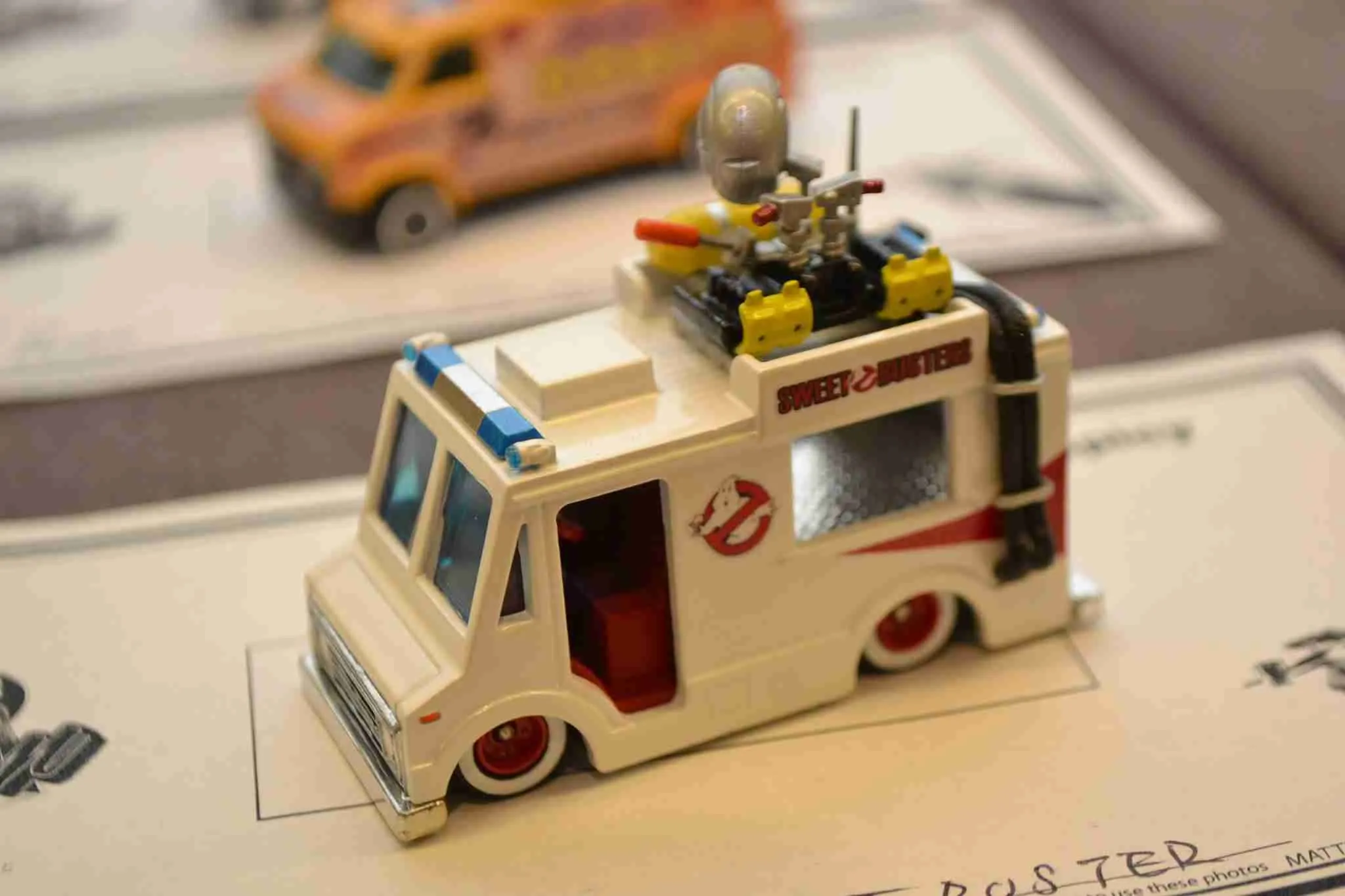 51617 diecast toy show booth