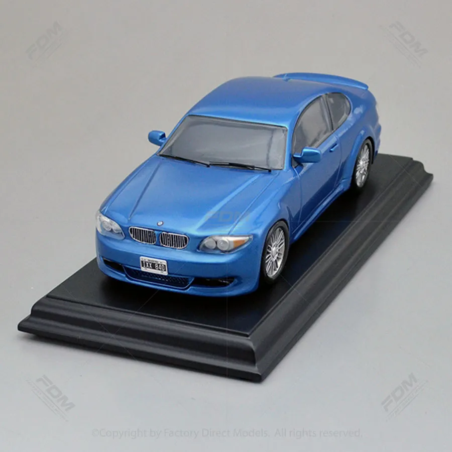 51632 bmw 135i diecast featured