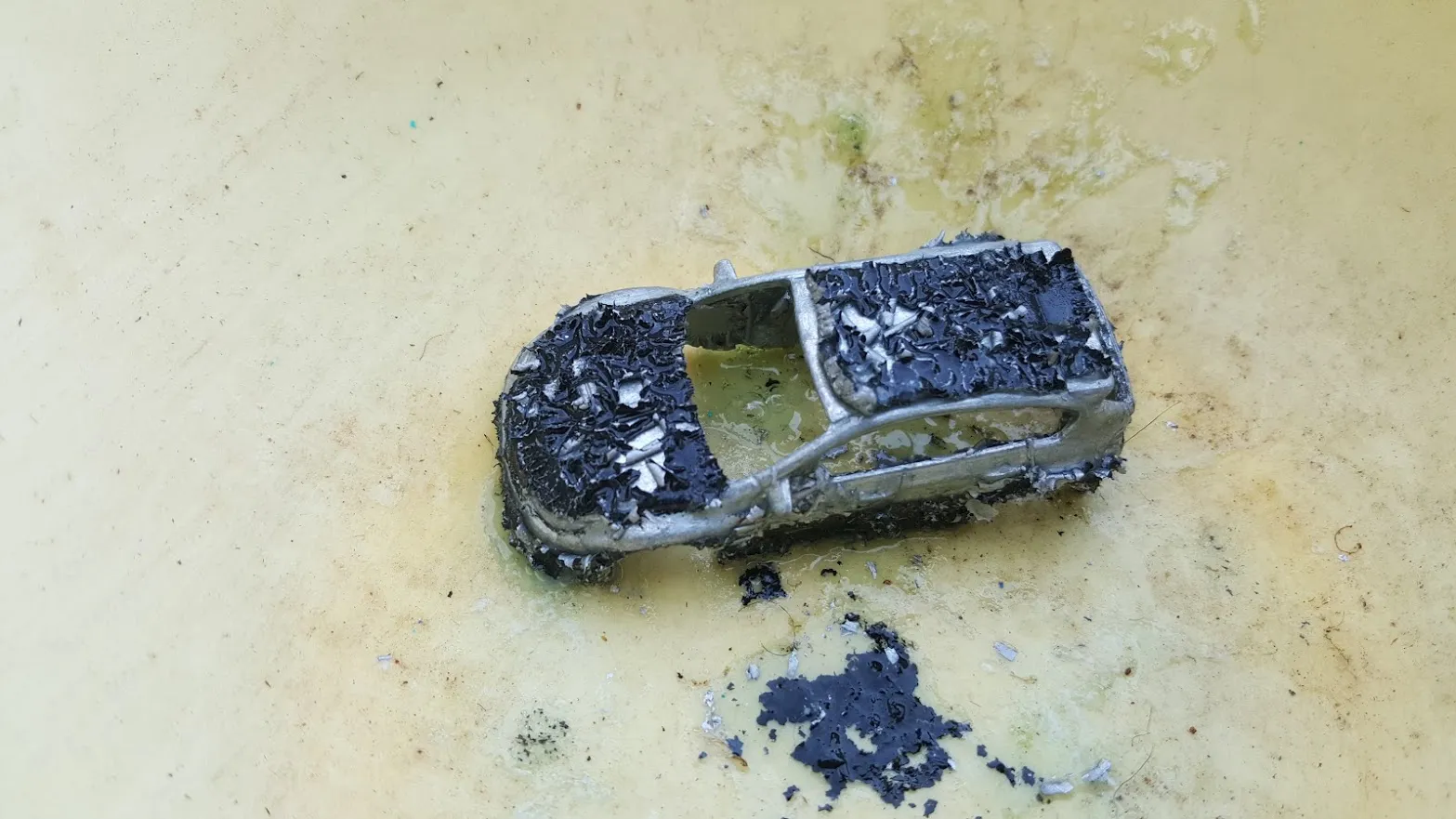 51657 diecast car baking soda blasting