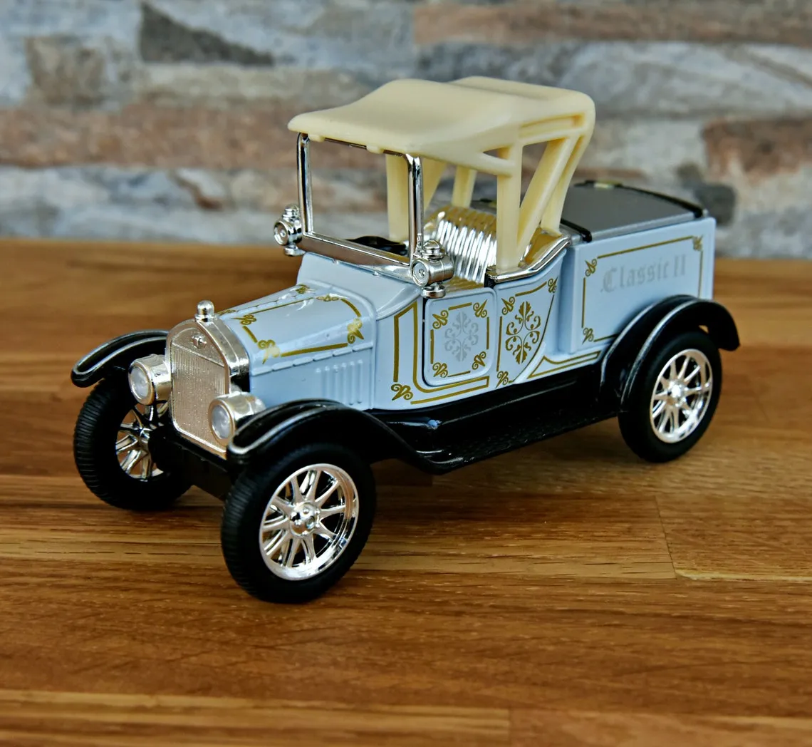 51671 diecast car detailed interior