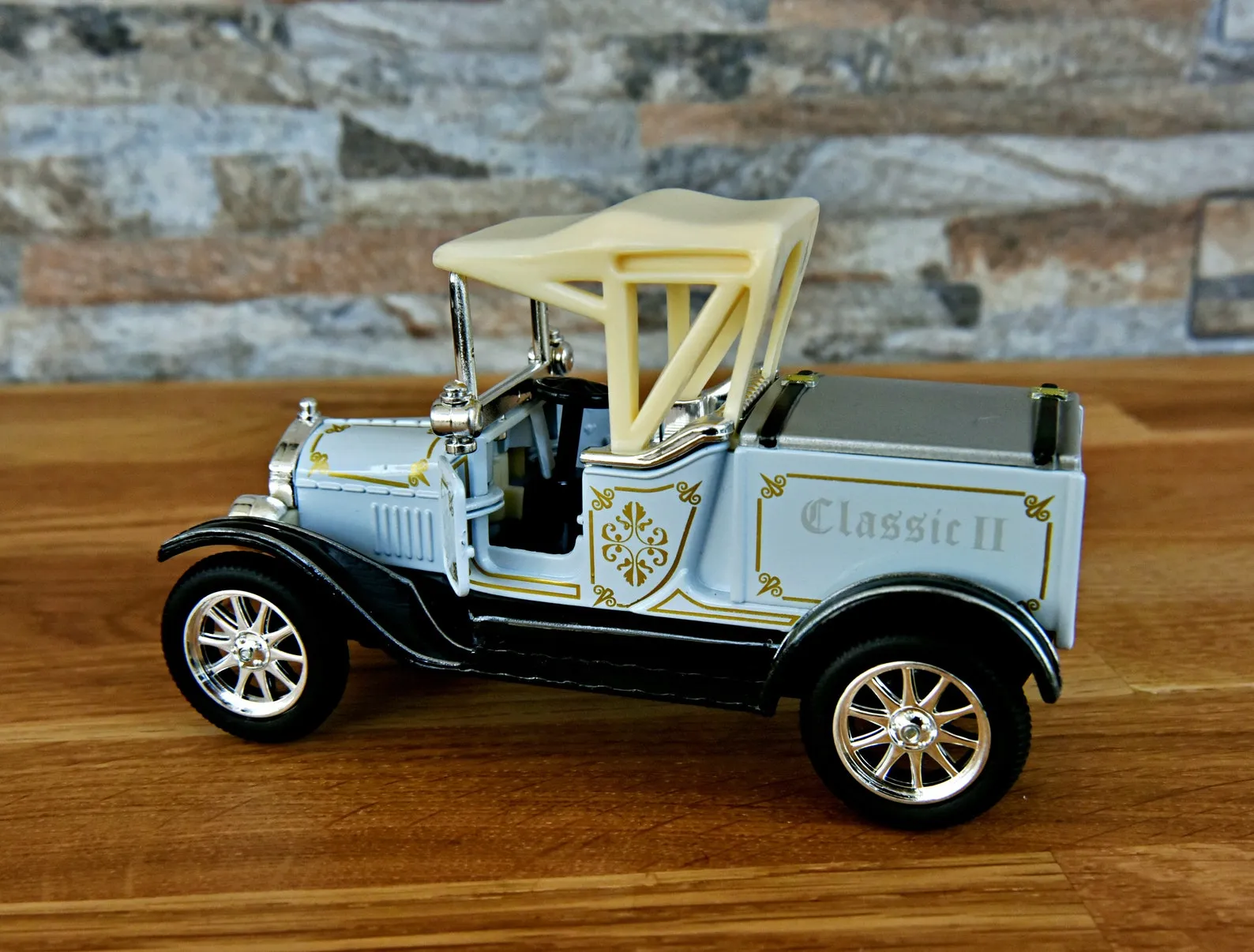 51671 hot wheels diecast car