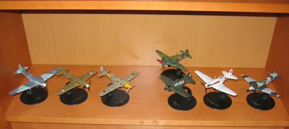 51683 brand b diecast airplane