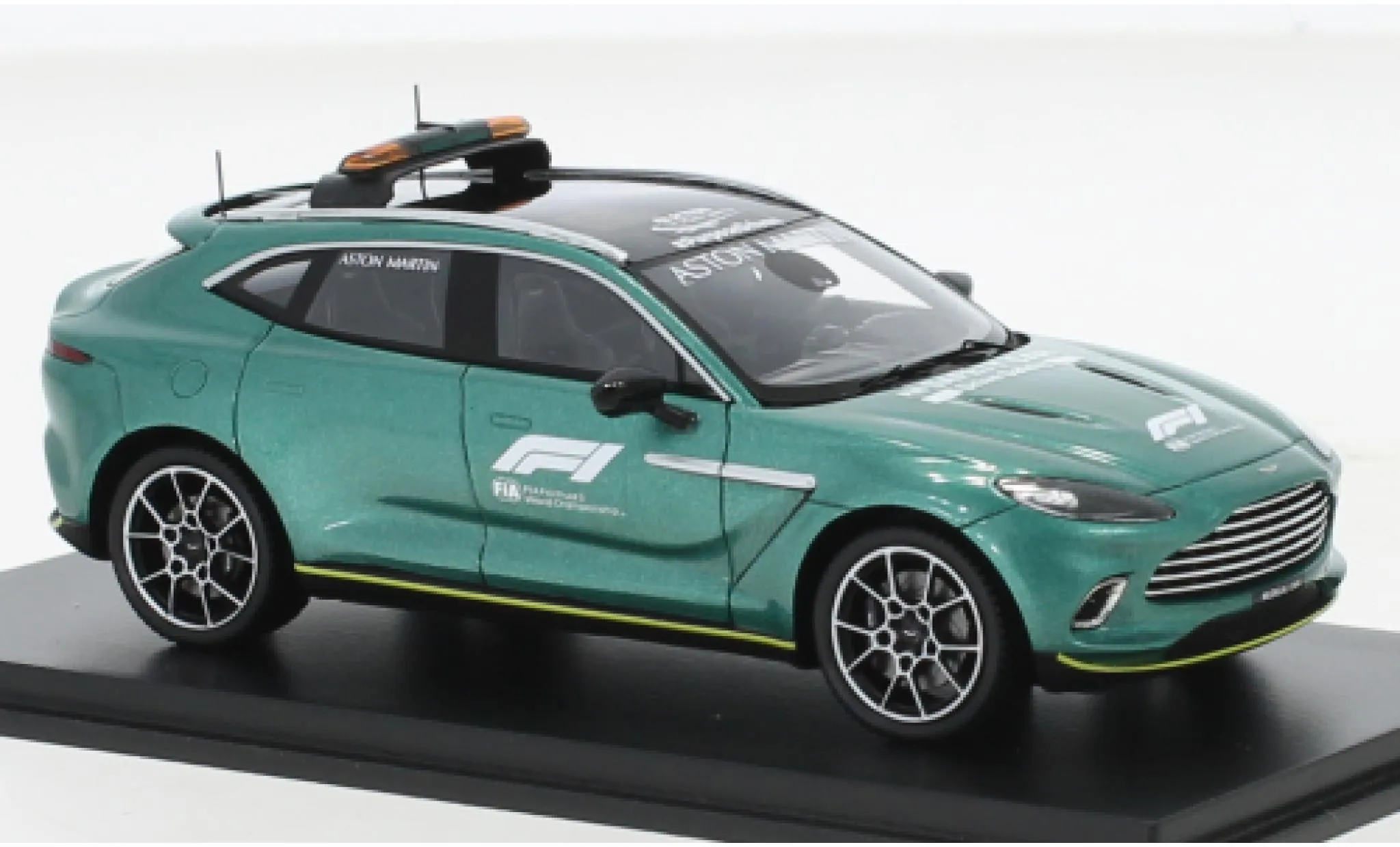 51714 aston martin dbx diecast main