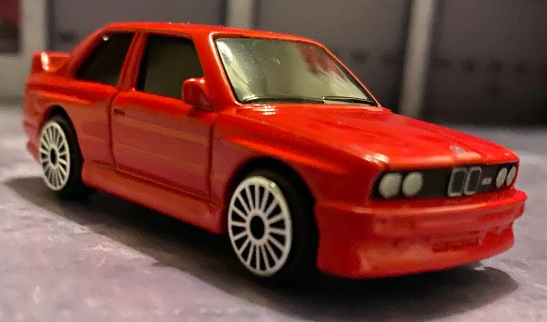51719 maisto bmw f20 diecast