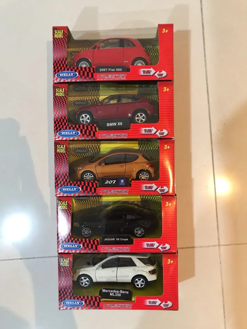 51728 welly diecast car classic