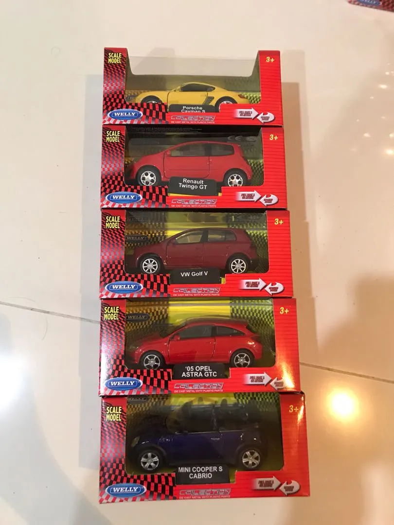 51728 welly diecast car commercial