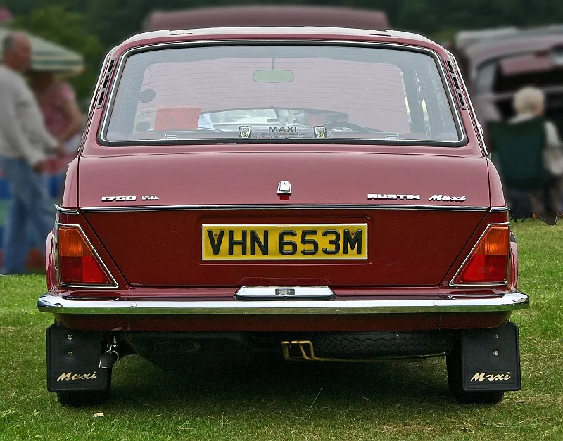 51732 austin maxi diecast model 1