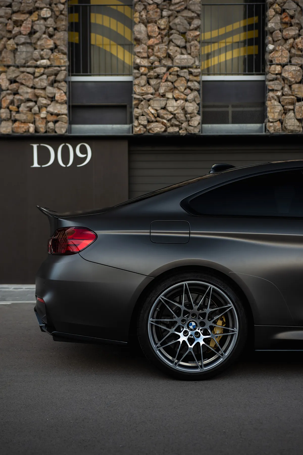 51736 bmw m4 diecast detail